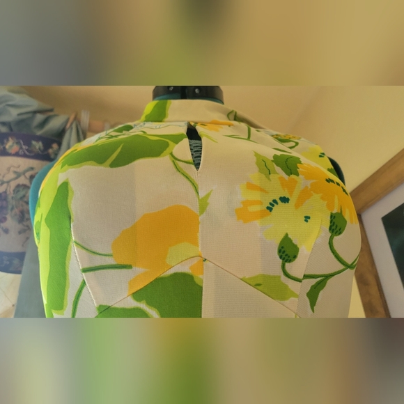 1970s Joan Curtis Hawaiian Dress - Picture 3 of 10
